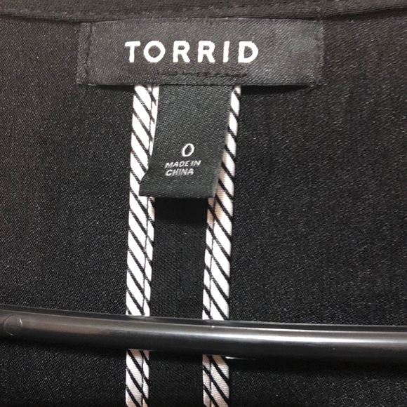 🧥Torrid Black Twill Blazer🧥 - Picture 6 of 6
